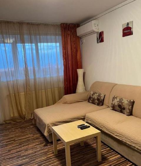 Eroii Revolutiei,bl.reabilitat,decomandat,mobilat,utilat,balcon,AC,geam baie