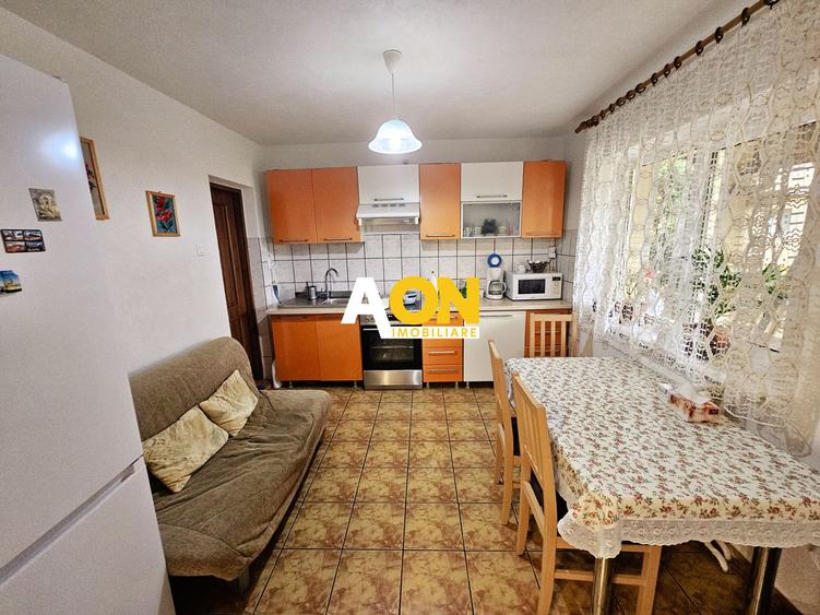 Casa 6 camere, 715 mp teren, langa Cetatea Alba Carolina