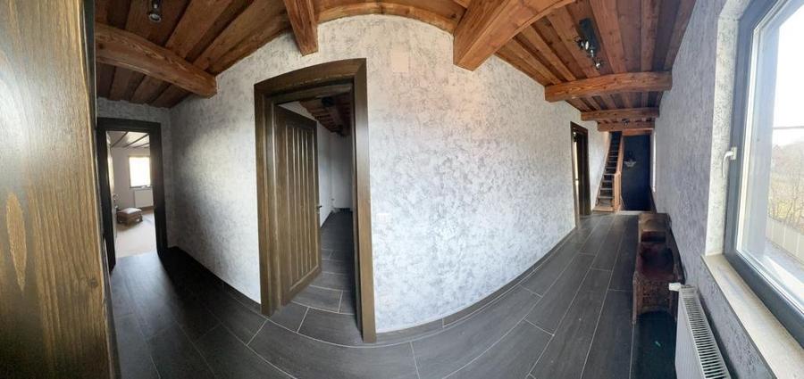 Spatiu comercial (Casa 6 camere) , zona centrala, 235mp, Radauti