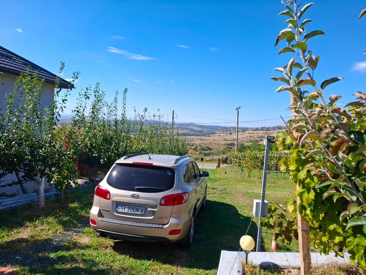 Casă Smart-Eco clasaA la Cheie/Teren 1000 mp ,Livadă & viță de vie, indep.energ.