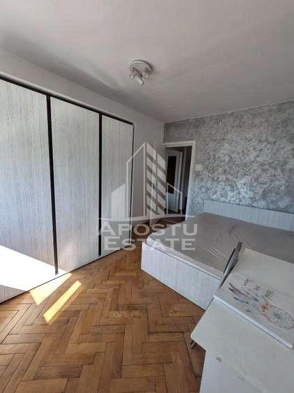 Apartament cu 2 camere de închiriat- centrala proprie, Piața Mărăști