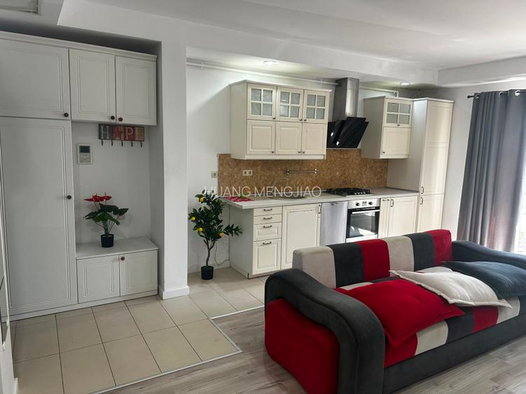 Direct proprietar, Apartament 3 camere mobilat, renovat recent Cosmopolis - 3