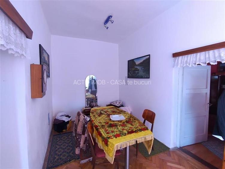 Caransebes, Casa cu Teren de 585 Mp, Zona Sesu Rosu - 9