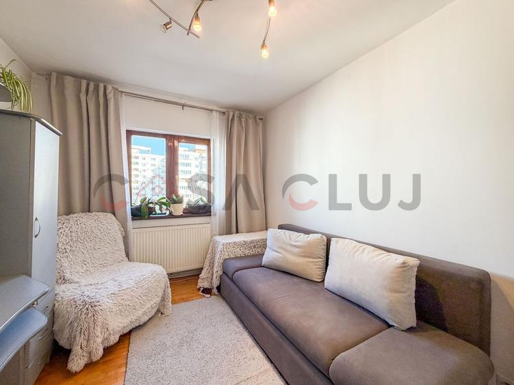 4 camere zona semicentrala, etaj intermediar, 100 mp utili!