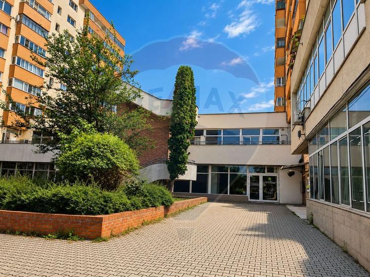 Spațiu comercial de închiriat (904 mp) - Zorilor