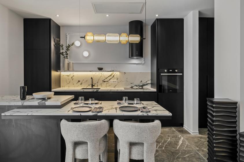 3 Bedroom Garden Apartment for sale // ONE Lake Club