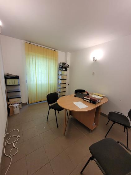 Apartament 3 camere decomandat cu ieșire stradală – Parter, Năvodari