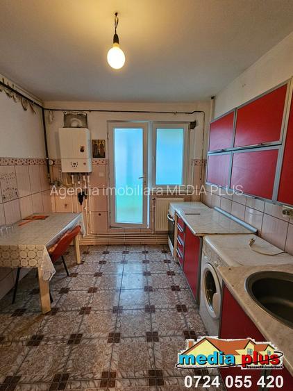 Apartament 4 camere decomandat, etaj 1, Micro 18 – 98.000 € - 2