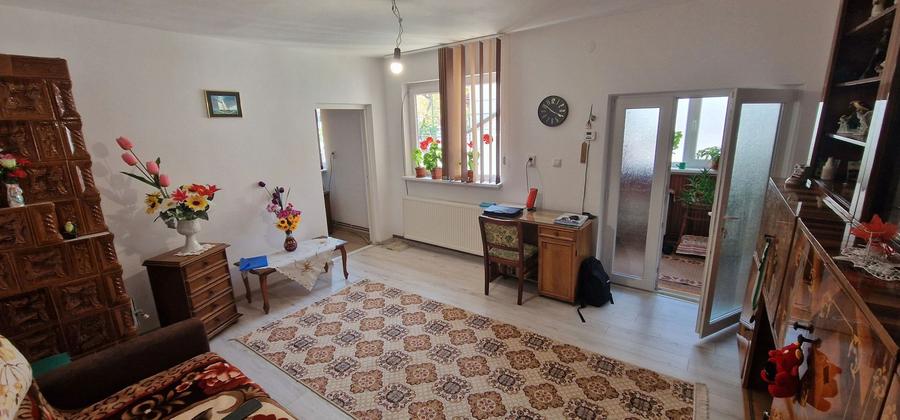 Casa 3 camere constructie la sol zona Lac.