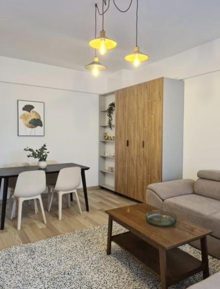 Apartament 3 camere | Loc de parcare | Parcul Carol-Viilor