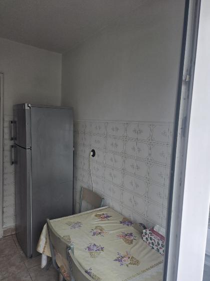Dristor - 1 minut metrou - Apartament 3 camere - confort 1