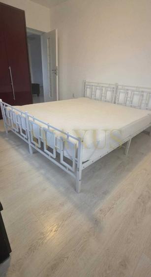 Apartament de 3 camere | 2 Balcoane| Parcare | zona Subcetate