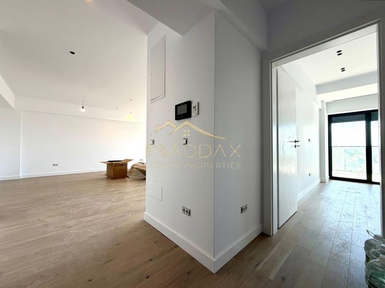 Apartament cu 4 camere *157mp*// 2 parking // Herastrau Park View