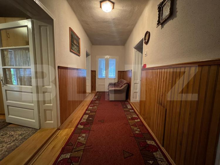 Casa cu 6 camere in Hunedoara zona Zlasti