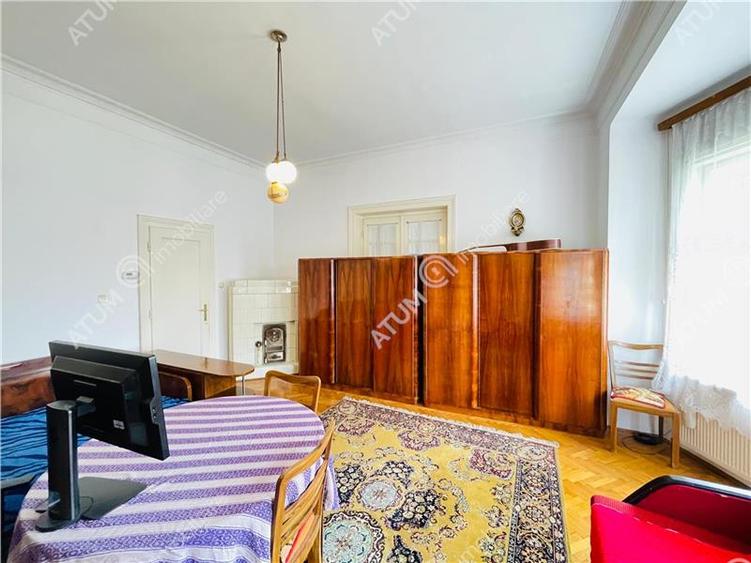 Casa individuala 4 camere decomandate 1000 mp teren zona Blv Victoriei