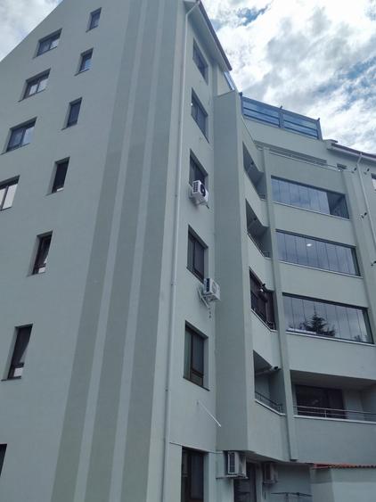 Apartament 3 camere Titan