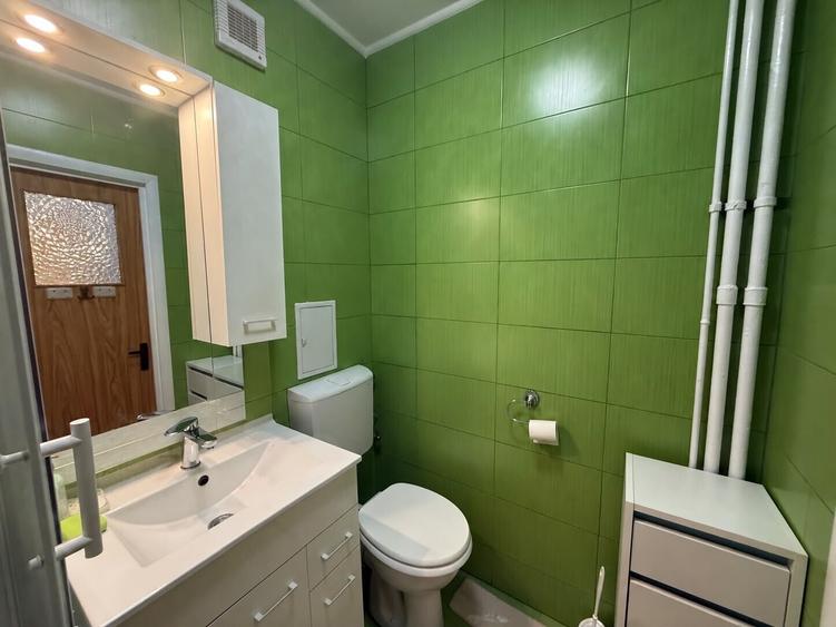 3 Camere Decomandat Reabilitat Termic Boxa 8 mp