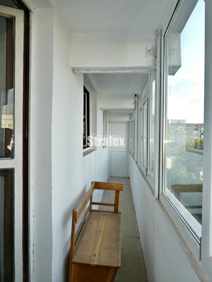 Apartament 3 camere bloc reabilitat aproape de metroul Raul Doamnei - 12