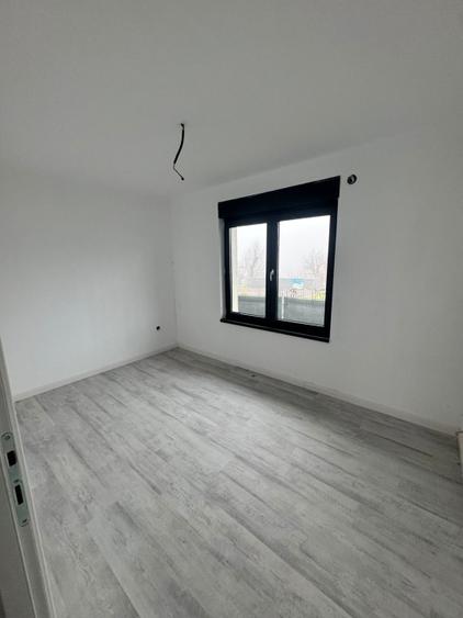 Casă individuală de vânzare – 131 mp construiți, teren 6 ari