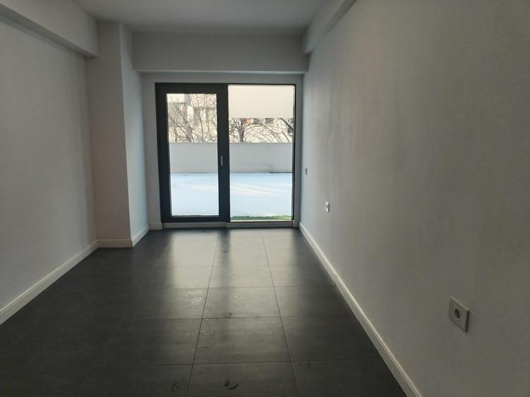 Vis a vis de Palas Mall -ideal ca birou Cod:159852