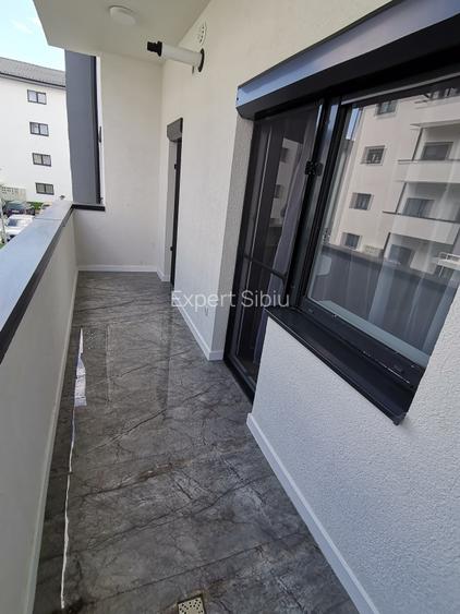 Apartament 2 camere decomandat,recent renovat, zona Calea Cisnadiei - 11
