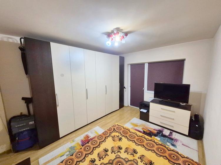 PF Vând apartament 3 camere, 58 mp+9 mp balcon