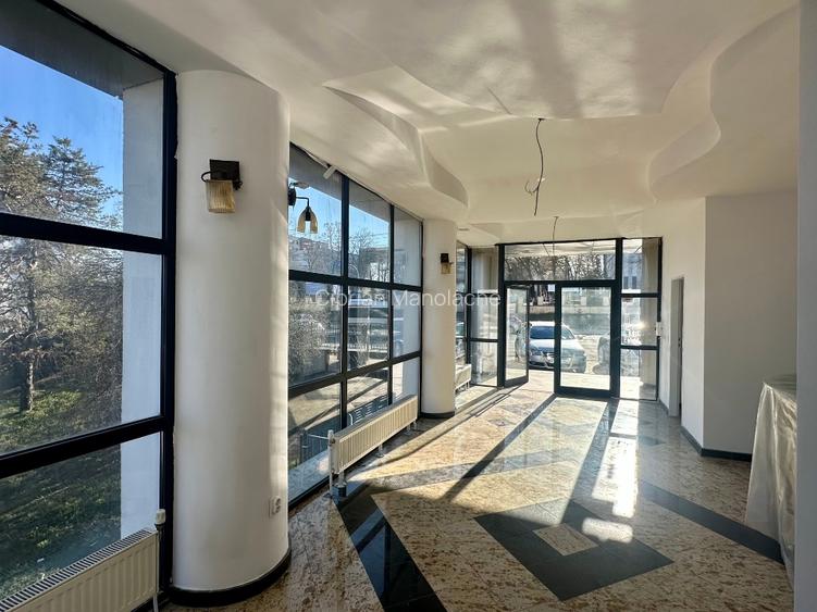 Hotel(restaurant )+/sau Clinica  Medicala stadion  Nicolae Dobrin  - 5