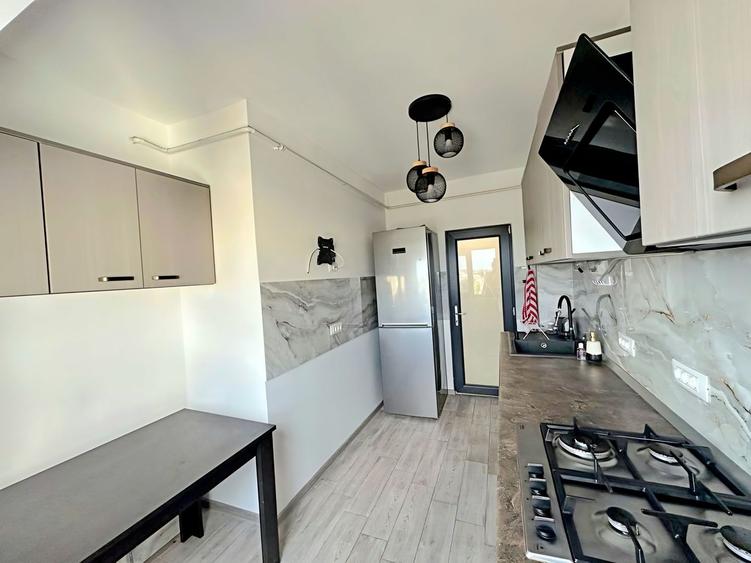 Apartament 4 Camere-Loc de parcare-2 Bai