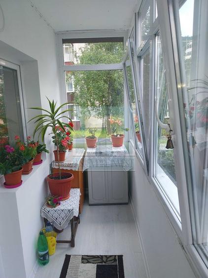 De vânzare apartament cu 2 camere, zona Răcădau - Brașov