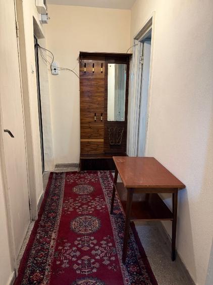 Apartament 3 camere, 68 mp - Zona Centrală, Târgu-Jiu (Parter)