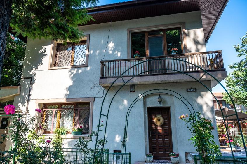 Refugiu elegant în inima Bucureștiului – Proprietate cu suflet