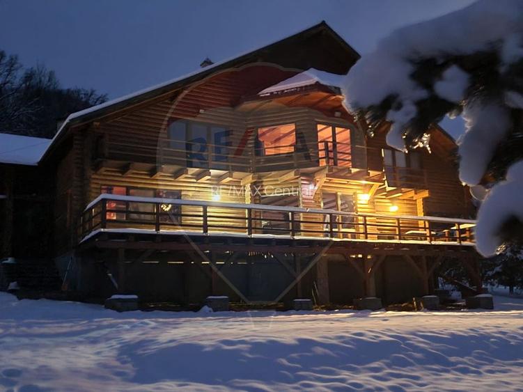 Casă din buștean rotund | 3.735 mp teren | La 30 km de Brașov - 42
