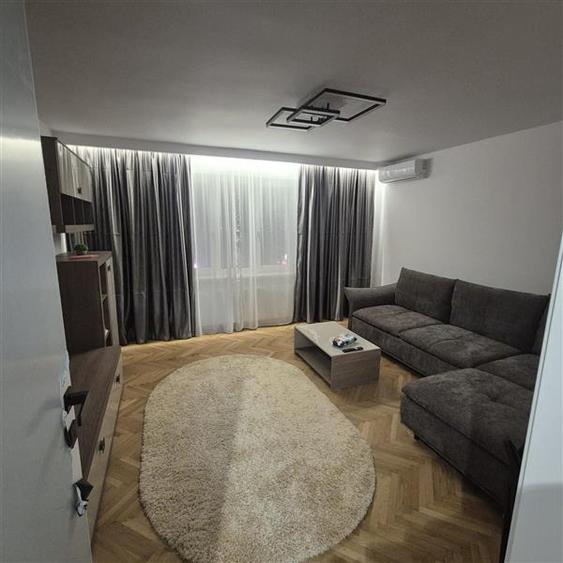APARTAMENT 2 CAMERE LUX, CENTRAL, LANGA TRIBUNAL