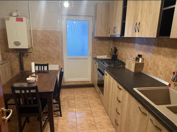 De inchiriat! 2camere, D,zona Gara/ Centru, bloc tip vila