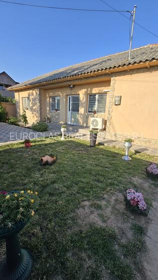 EXCLUSIVITATE! Casa Limanu - 3 camere - 148.000 euro (cod E11+E12) - 3