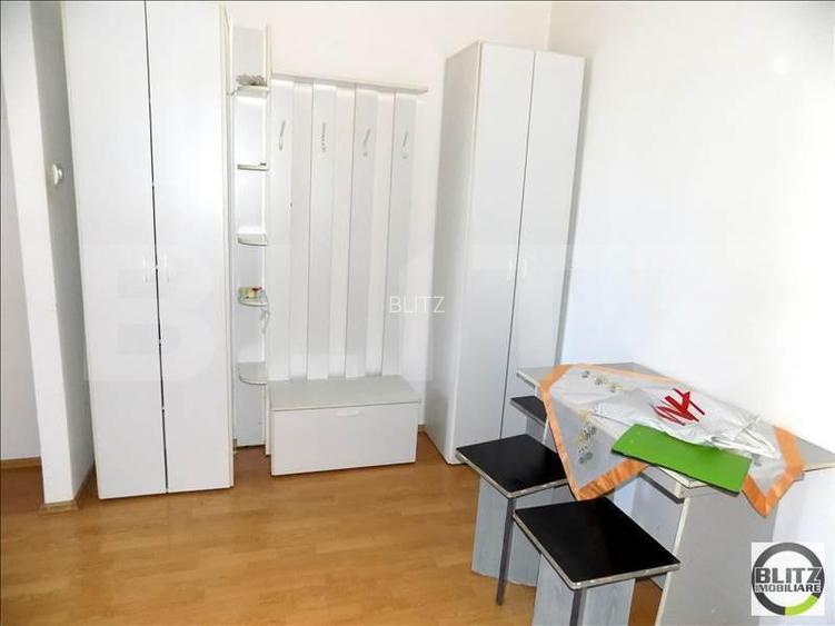 1 camera, 40 mp, semidecomandat, boxa subsol, zona strazii Vanatorului - 3