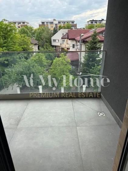 Apartament superb cu 4 camere, 2 locuri de parcare, Iancu Nicolae