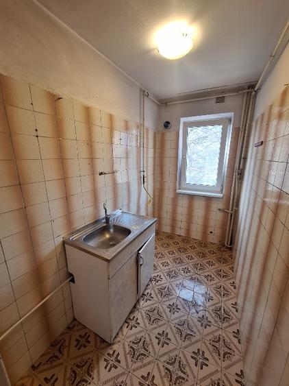 VÂND SAU SCHIMB *APARTAMENT 3 CAMERE *STRADAL * TOMIS NORD * ETAJ 2 * STR TULCEI