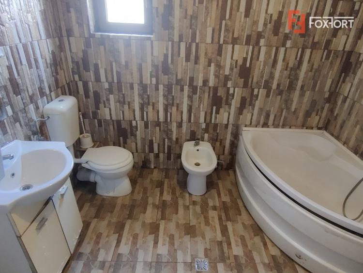 Casa de inchiriat pe 3 niveluri in Dumbravita, pretabila muncitori