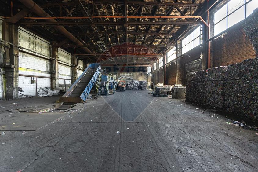 Hală industrială de vânzare în Brașov  1.777 mp, 2.000kW, teren 4.800 - 6
