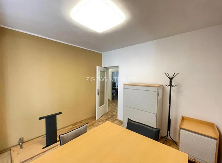 Cazino - Hotel Palace, spatiu ideal birouri, 90 mp., 5 camere. - 16