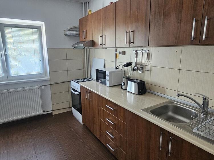 2 camere Sebastian