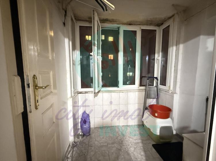 2 camere in BLOC RUSESC