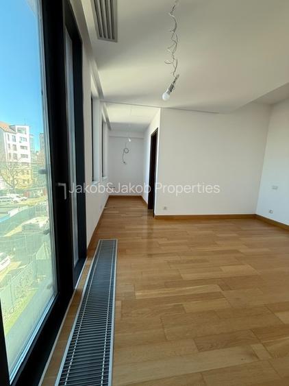 3 camere, 3 bai, 2 dormitoare Master - într-o clădire cu arhitectură deosebită - 7
