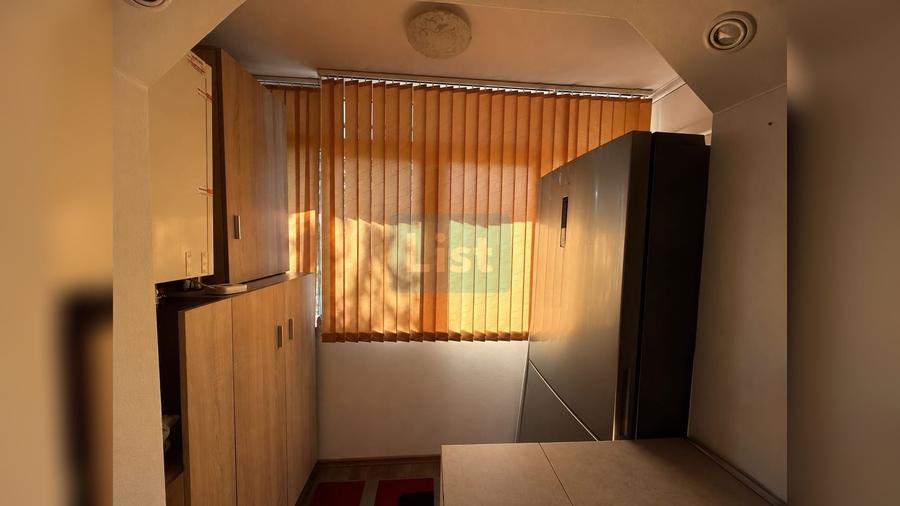 APARTAMENT 3 CAMERE DE VANZARE ,CARTIER CRAIOVITA NOUA -ZONA MATERNA