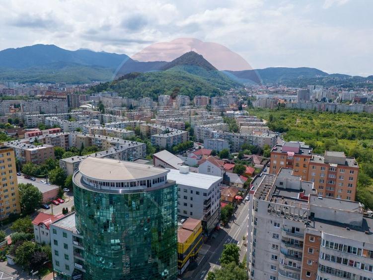 Spațiu comercial de 537mp de închiriat în zona Vlahuta