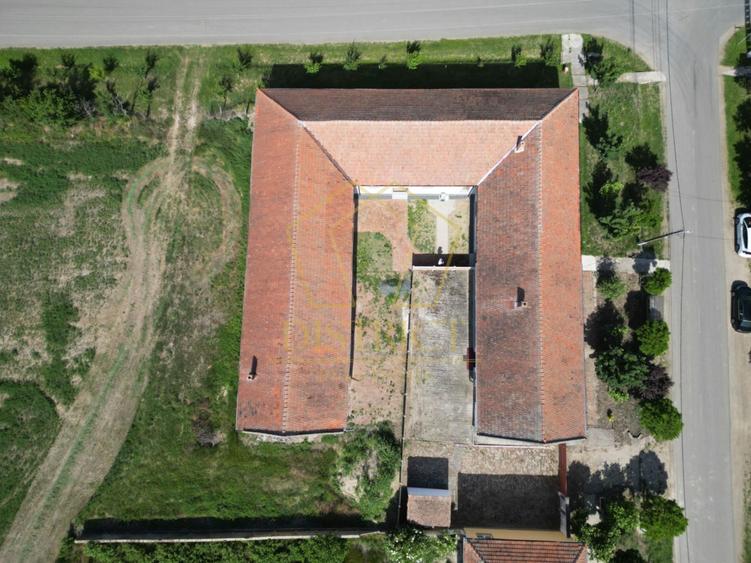 Casa cu istorie in Petrovaselo