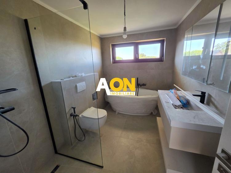 Casa premium la cheie, 4 camere, 1477 mp teren, Ciugud