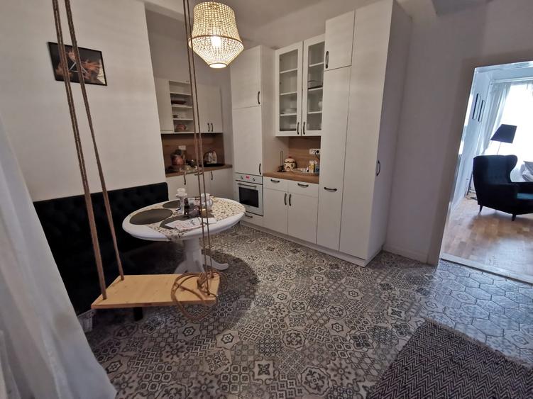 De vanzare apartament 2 camere – Piata Unirii- 529