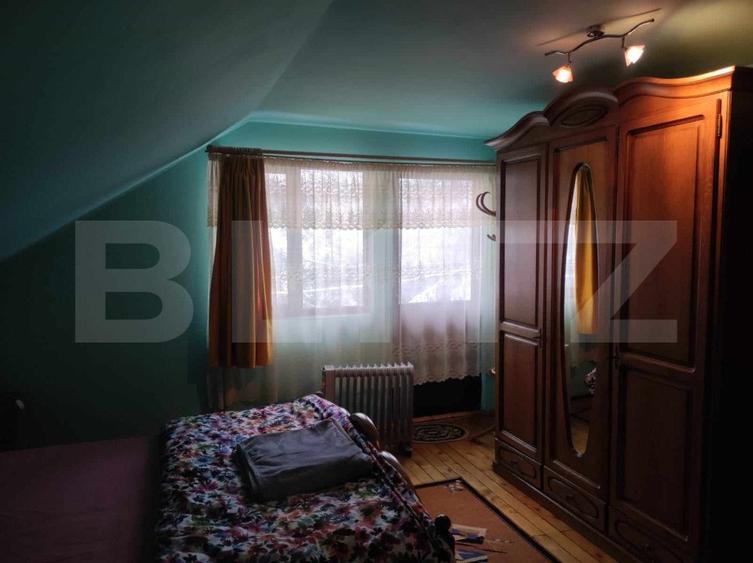 Casa de vacanta, cu 3 camere, 130 mp, zona-Vatra Dornei
